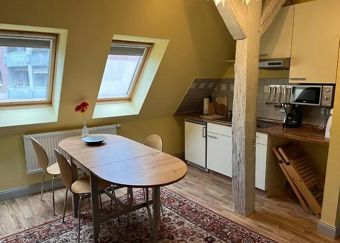 - Schweriner Altstadt - 4 *